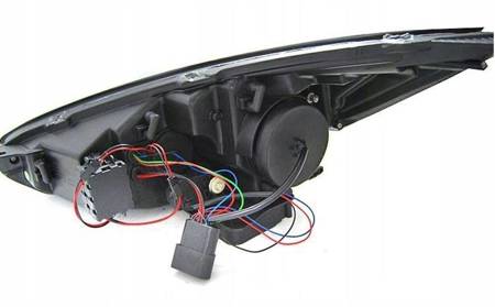 Ford Focus III mk3 15-18 černé drl led dts lampy