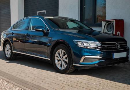 Obložení bočních dveří Vw Passat B8 2014+