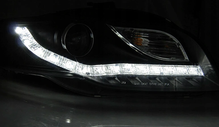 Světlomety Audi A4 B7 04-08 Led Tube Black