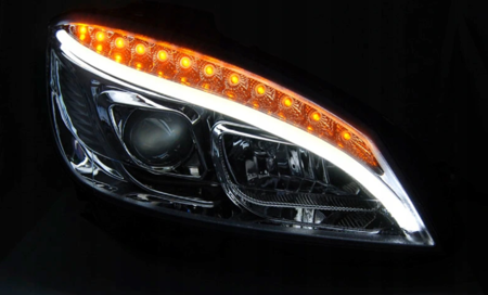 Svítilny Mercedes W204 třídy C 07-10 Chrome Led Dts