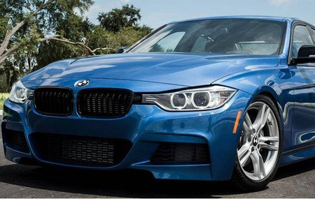 PŘEDNÍ MŘÍŽKA BMW F30 11-18 LESKLÁ ČERNÁ