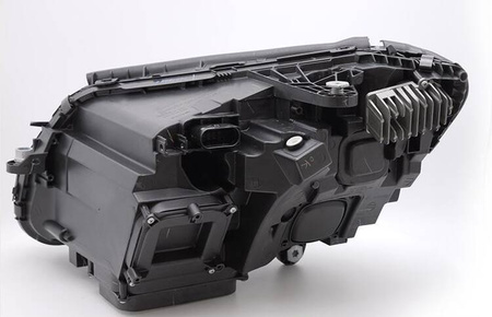 True DRL černé světlomety pasují na Mercedes W205 14-18