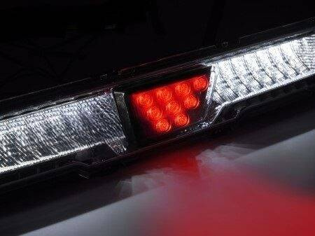 Světlo zadního nárazníku Toyota GR86 21 - bílá černá