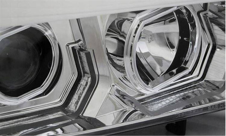 BMW E90 E91 05-08 vedl chromované kroužky 3d lampy