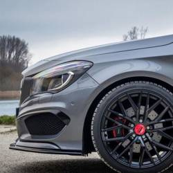 PŘEDNÍ ROZDĚLOVAČ MERCEDES C117 CLA AMG PACKAGE ČERNÝ