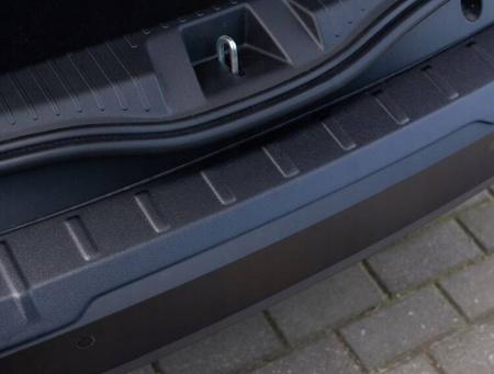 Překryvná ochranná lišta kufru na zadním nárazníku pro DACIA JOGGER 2021-