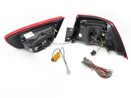 Mitsubishi Lancer 8 Sedan 08-16 červená zadní světla LED