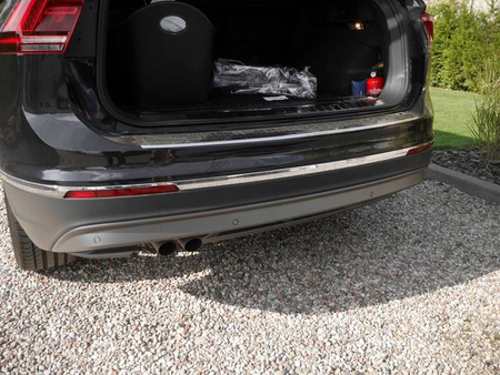 Lišty zadního nárazníku Volkswagen Tiguan 2016+