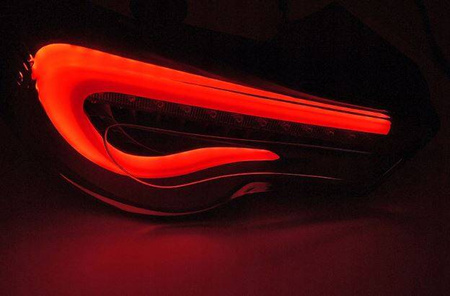 Červeno-bílé LED žárovky pro Toyota gt86 12-21