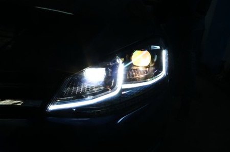 PŘEDNÍ SVĚTLA VW GOLF 7 12-17 VZHLED XENON CHROM