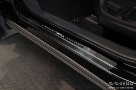 Prahové lišty pro Toyota Corolla Cross