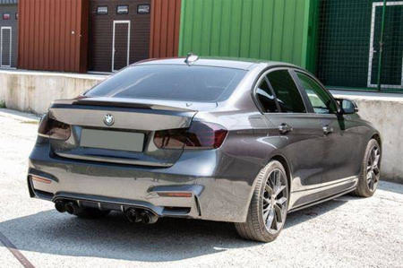 ZADNÍ NÁRAZNÍK BMW F30 11-18 M3 LOOK PDC