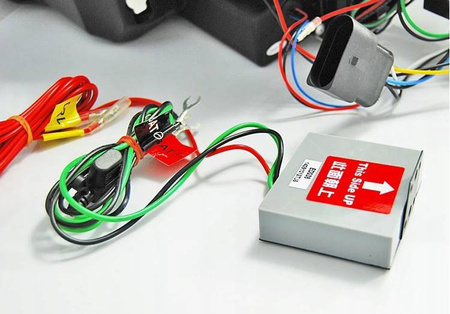 Světlomety Seat Leon, Altea 09-12 Black Tru Drl