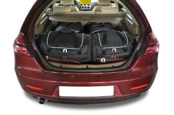 ALFA ROMEO 159 SPORTWAGON 2005-2011 ZAVAZADLOVÝ NOSIČ 4 KS