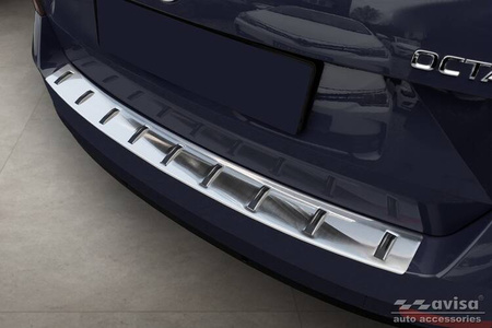 Kryt zadního nárazníku STRONG pro Škoda Octavia 3 kombi