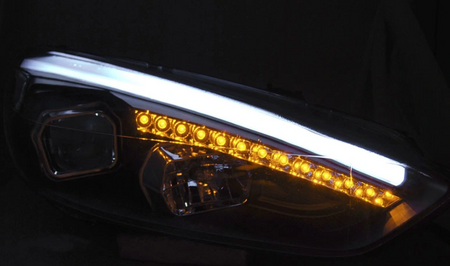 Ford Focus Mk3 15- Černé světlomety s LED osvětlením