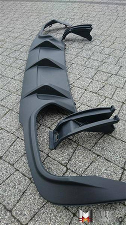 Mercedes W204 AMG Look duo vzduchový difuzor zadního nárazníku