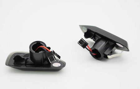 Boční ukazatele LED nové. DACIA DUSTER / LOGAN / SANDERO SMOKE SEQ LED