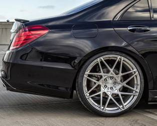 SPOILER ZADNÍCH DVEŘÍ MERCEDES W222 13- ABS