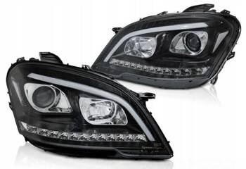 Lampa černá LED do MERCEDES W164 ML 09-11 LIFT
