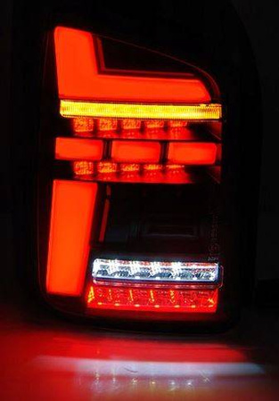 ČERVENÁ DÝMOVÁ LED LAMPA pro VW T6 15-19