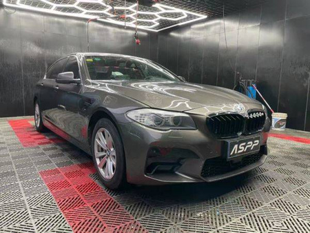 BODY KIT BMW F10 21 M5 CS LOOK G30 ČERNÉ KONCOVKY