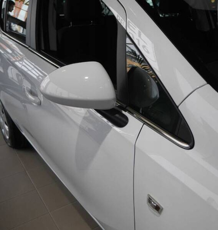 Lišty bočních oken Opel Corsa E 2014-2019