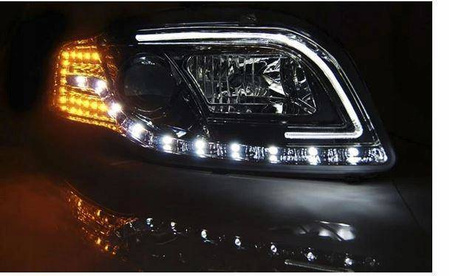 Světlomety Audi A4 B7 04-08 led trubice chrom