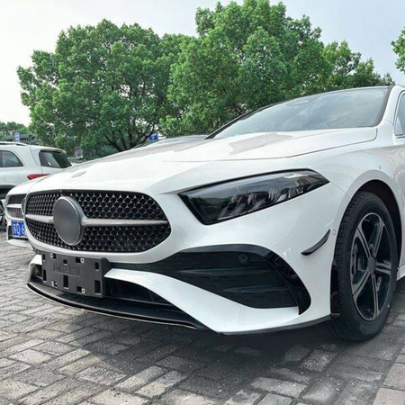 PŘEDNÍ ROZDĚLOVAČ MERCEDES W177 23- FACELIFT