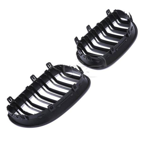 MŘÍŽKA ( LEDVINOVÁ) BMW E60 E61 03-10 VZHLED M5 ČERNÁ MATNÁ