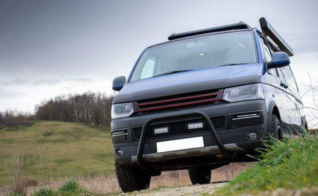 VW T5 MŘÍŽKA 09-15 BEZ ZNÁMKY ČERNÁ ČERVENÁ