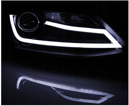 Světlomety Vw Jetta VI 11- černá led drl