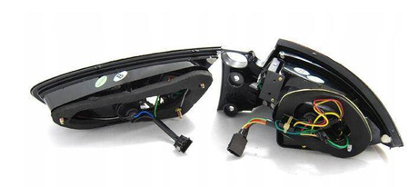 LED žárovky nové Seat Leon 09-13 červený kouř vedl