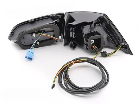 Červené kouřové LED žárovky pro VW Golf 7 VII Variant