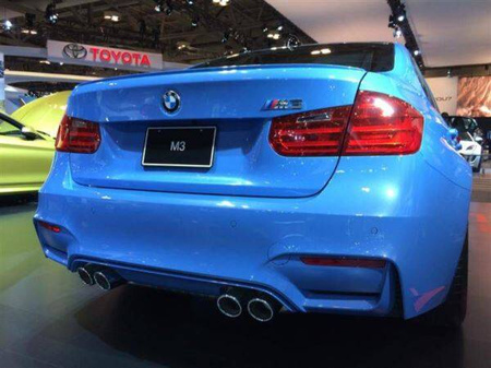 SPOILER ZADNÍCH DVEŘÍ BMW F30 11-18 LESKLÁ ČERNÁ